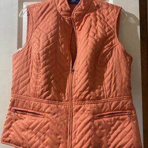J. H. Collectibles Quilted Zip Up Vest